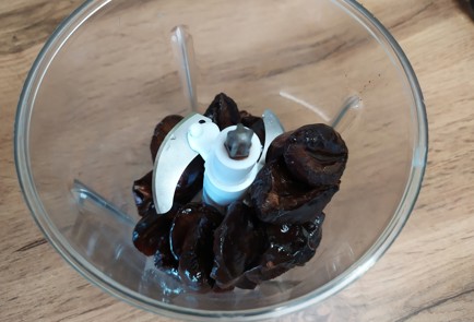 Фото шага рецепта Яблоки запеченные с черносливом и грецкими орехами 189077 шаг 1