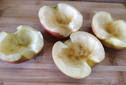 Фото шага рецепта Яблоки запеченные с черносливом и грецкими орехами 189077 шаг 5