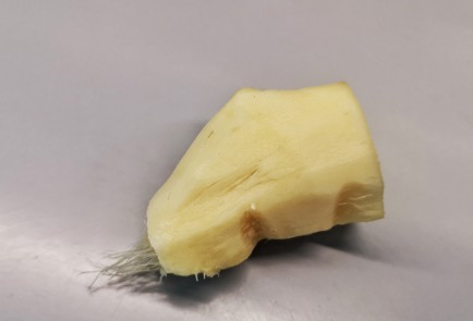 Фото шага рецепта Ягодный морс с имбирем и вишней 152566 шаг 1  