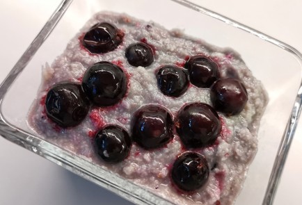 Фото шага рецепта Ягодный кетокекс в микроволновке 174882 шаг 9