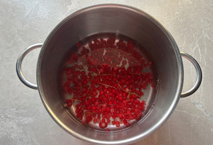 Фото шага рецепта Ягодный кисель 190547 шаг 3  