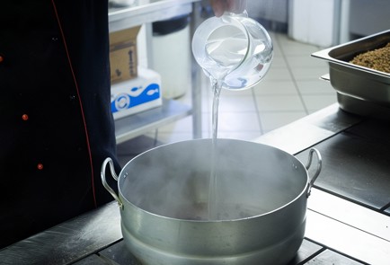 Фото шага рецепта Ягодный квас 138515 шаг 1