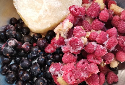 Фото шага рецепта Ягодный морс 175184 шаг 1  