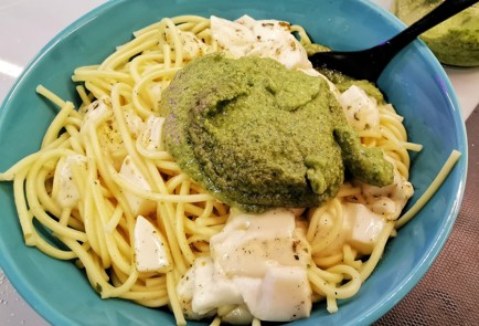 Фото шага рецепта Яичная лапша с моцареллой 140177 шаг 9