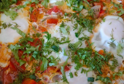 Фото шага рецепта Яичница на завтрак как шакшука 186525 шаг 14  