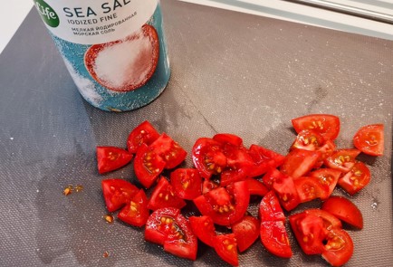 Фото шага рецепта Яичница поитальянски 173566 шаг 1  