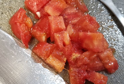 Фото шага рецепта Яичница с маринованными грибами 173714 шаг 3