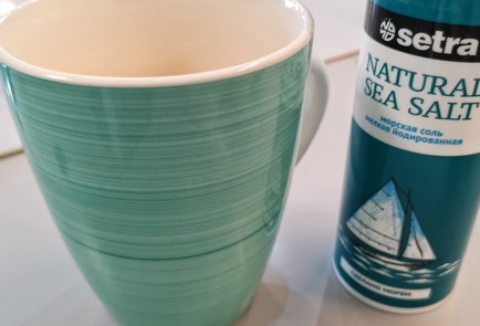 Фото шага рецепта Яичница с моцареллой и бальзамическим соусом 151279 шаг 3  