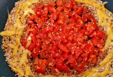 Фото шага рецепта Яичница с обжаренным кунжутом 174731 шаг 7  