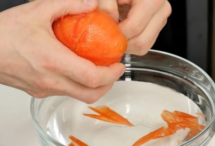 Фото шага рецепта Яичница с помидорами 136755 шаг 3  