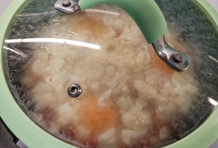 Фото шага рецепта Яичница с сыром сулугуни 173965 шаг 9  