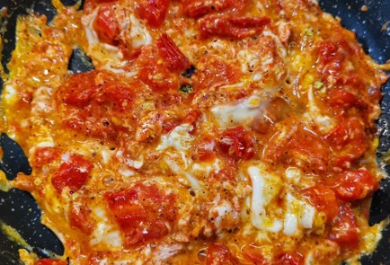 Фото шага рецепта Яичнотоматная каша 152597 шаг 8  