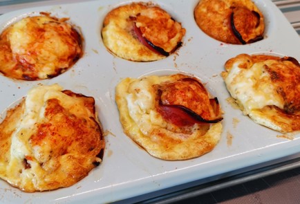 Фото шага рецепта Яичные маффины с беконом 174442 шаг 10  