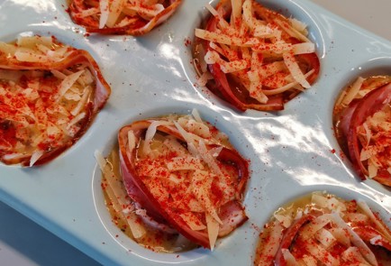 Фото шага рецепта Яичные маффины с беконом 174442 шаг 8  