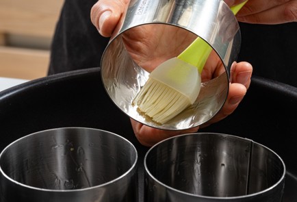 Фото шага рецепта Японские панкейки 187029 шаг 7  