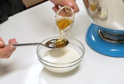 Фото шага рецепта Японский чизкейк 139999 шаг 3  