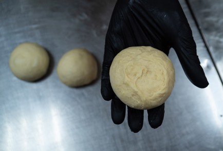 Фото шага рецепта Японский молочный хлеб 140099 шаг 4  