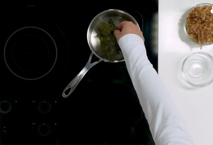 Фото шага рецепта Японский паровой омлет чаванмуши 151172 шаг 1  