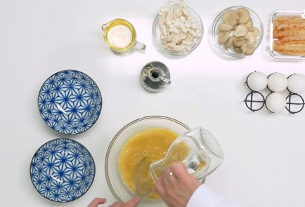 Фото шага рецепта Японский паровой омлет чаванмуши 151172 шаг 5  