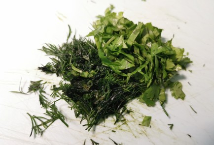 Фото шага рецепта Яйца фаршированные икрой и зеленью 186388 шаг 3