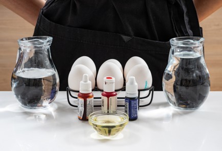 Фото шага рецепта Яйца на Пасху в салфетках 188941 шаг 1  