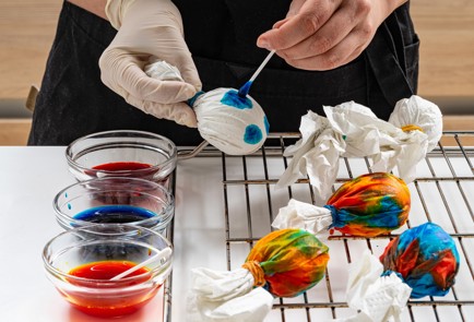 Фото шага рецепта Яйца на Пасху в салфетках 188941 шаг 5  