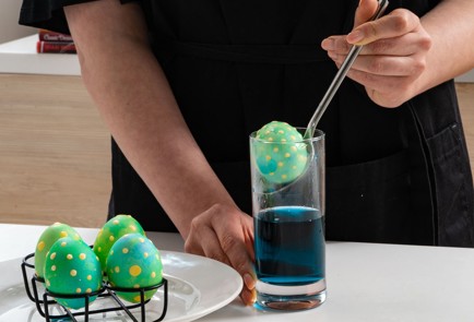 Фото шага рецепта Яйца в горошек 173466 шаг 7  