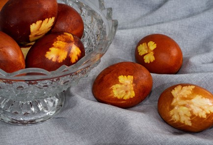 Фото шага рецепта Яйца в луковой шелухе 173457 шаг 11