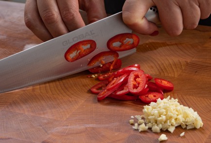 Фото шага рецепта Язычки трески в нежном соусе 174543 шаг 4