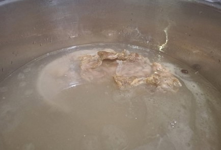 Фото шага рецепта Язык заливной 189999 шаг 2  