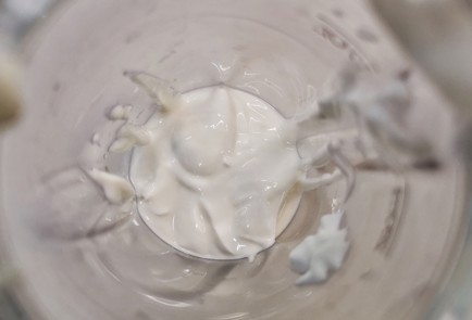 Фото шага рецепта Йогуртовый соус к овощам 173422 шаг 3  