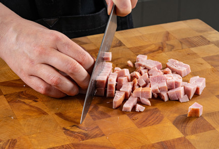 Фото шага рецепта Йоркширский пудинг с начинкой 191075 шаг 6  