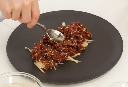 Фото шага рецепта Тартар покорейски юкхе 125117 шаг 8  