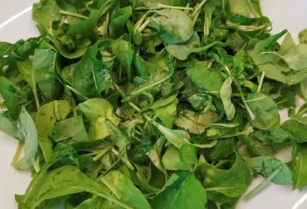 Фото шага рецепта Южноевропейский салат с сыром бри 174152 шаг 3  