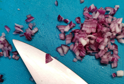 Фото шага рецепта Южноевропейский салат из капусты 151962 шаг 4  