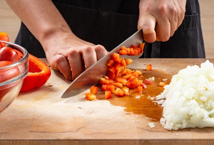 Фото шага рецепта Заготовка борща с кислыми яблоками на зиму 187079 шаг 5  