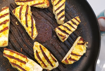 Фото шага рецепта Закуска из адыгейского сыра 174010 шаг 8  