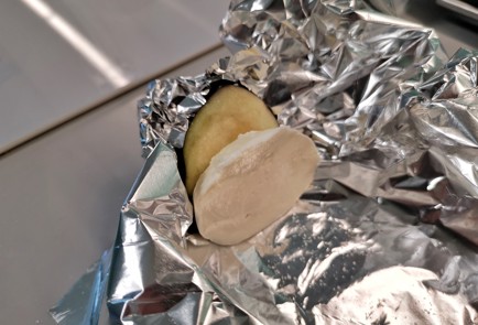 Фото шага рецепта Закуска из баклажана капрезе 140883 шаг 7  