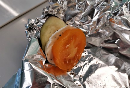 Фото шага рецепта Закуска из баклажана капрезе 140883 шаг 9  