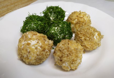 Фото шага рецепта Закуска из брынзы с зеленью и орехами 190788 шаг 10