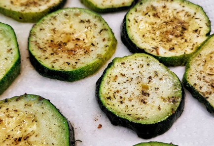 Фото шага рецепта Закуска из кабачка с печенью трески 151272 шаг 19  