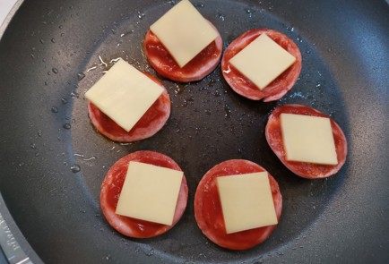 Фото шага рецепта Закуска из колбасы 189888 шаг 8  