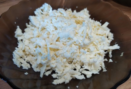 Фото шага рецепта Закуска из лаваша с адыгейским сыром и болгарским перцем 189075 шаг 3