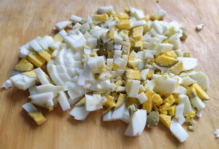 Фото шага рецепта Закуска из печени трески 188938 шаг 1