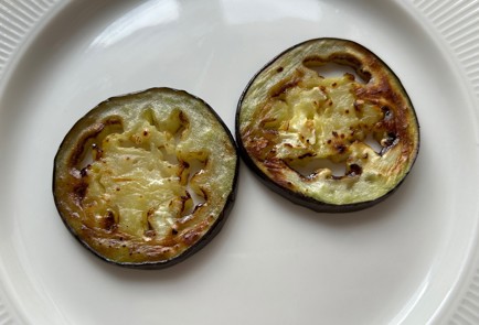 Фото шага рецепта Закуска из жареных баклажанов 174275 шаг 10  