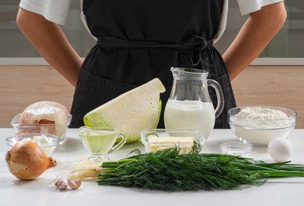 Фото шага рецепта Заливной пирог на кефире с рыбой и капустой 174917 шаг 1  