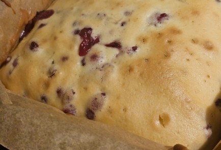 Фото шага рецепта Заливной пирог с брусникой 191537 шаг 12