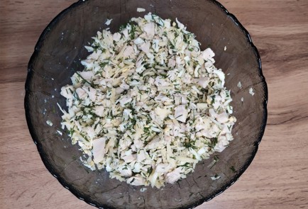 Фото шага рецепта Заливной пирог с курицей  шаг 5 