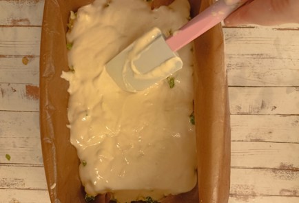 Фото шага рецепта Заливной пирог с луком и яйцом 190965 шаг 16