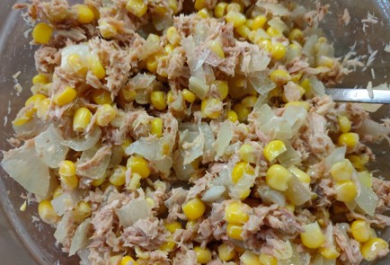 Фото шага рецепта Заливной рыбный пирог 192036 шаг 13  